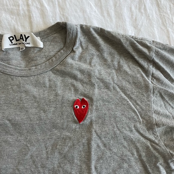 CDG play t-shirt - Picture 2 of 4
